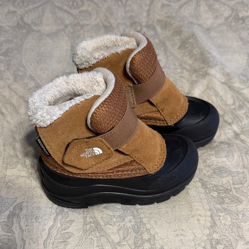 The North Face Kids' Tan and Black Winter Boots